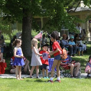 Lions-Club-in-Woodbury-CT-Parade